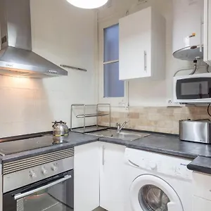apartamento-sant-gervasi.topbarcelonahotels.com/